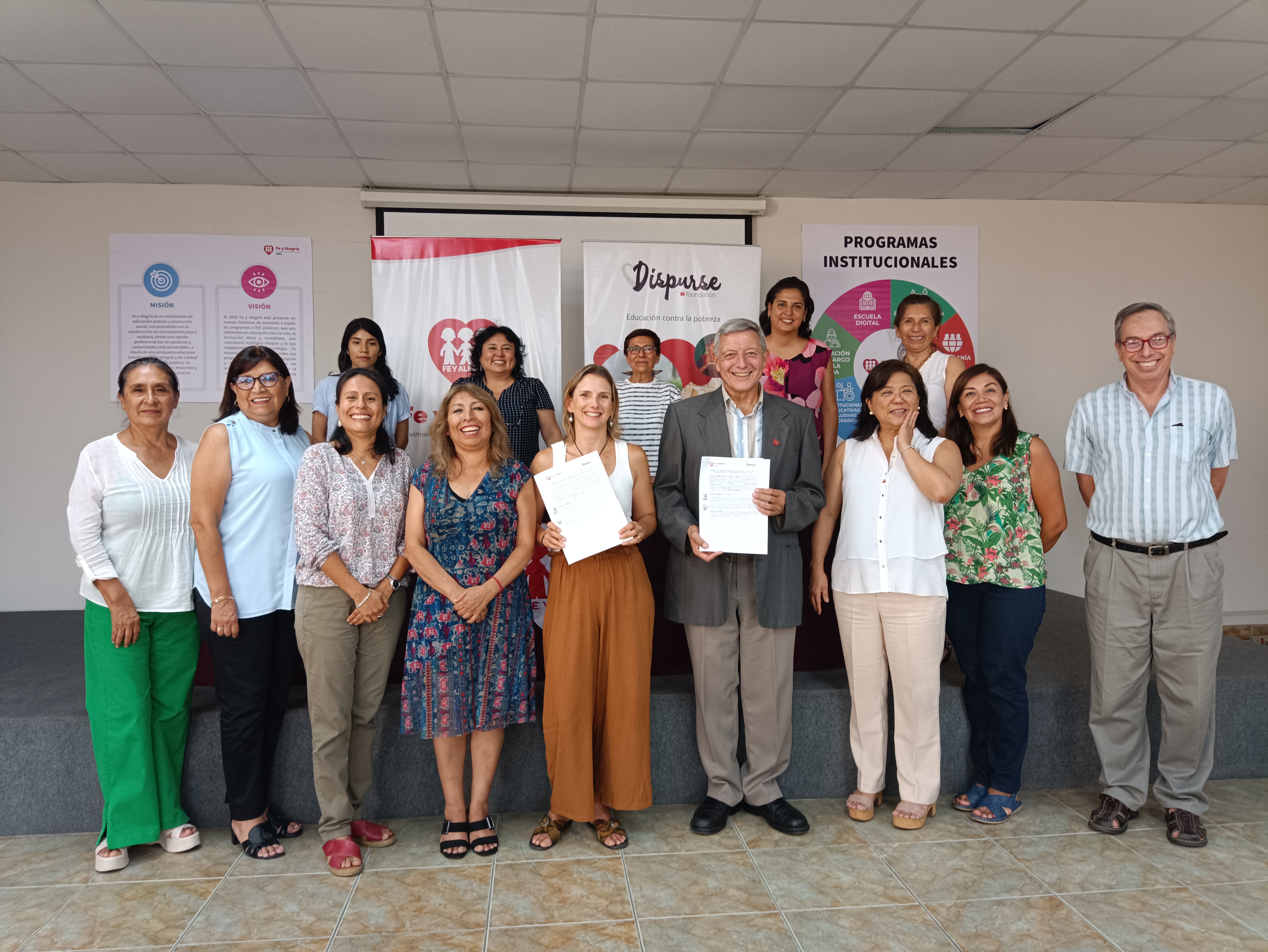 La importancia de alfabetizar para impulsar el desarrollo de la mujer indígena