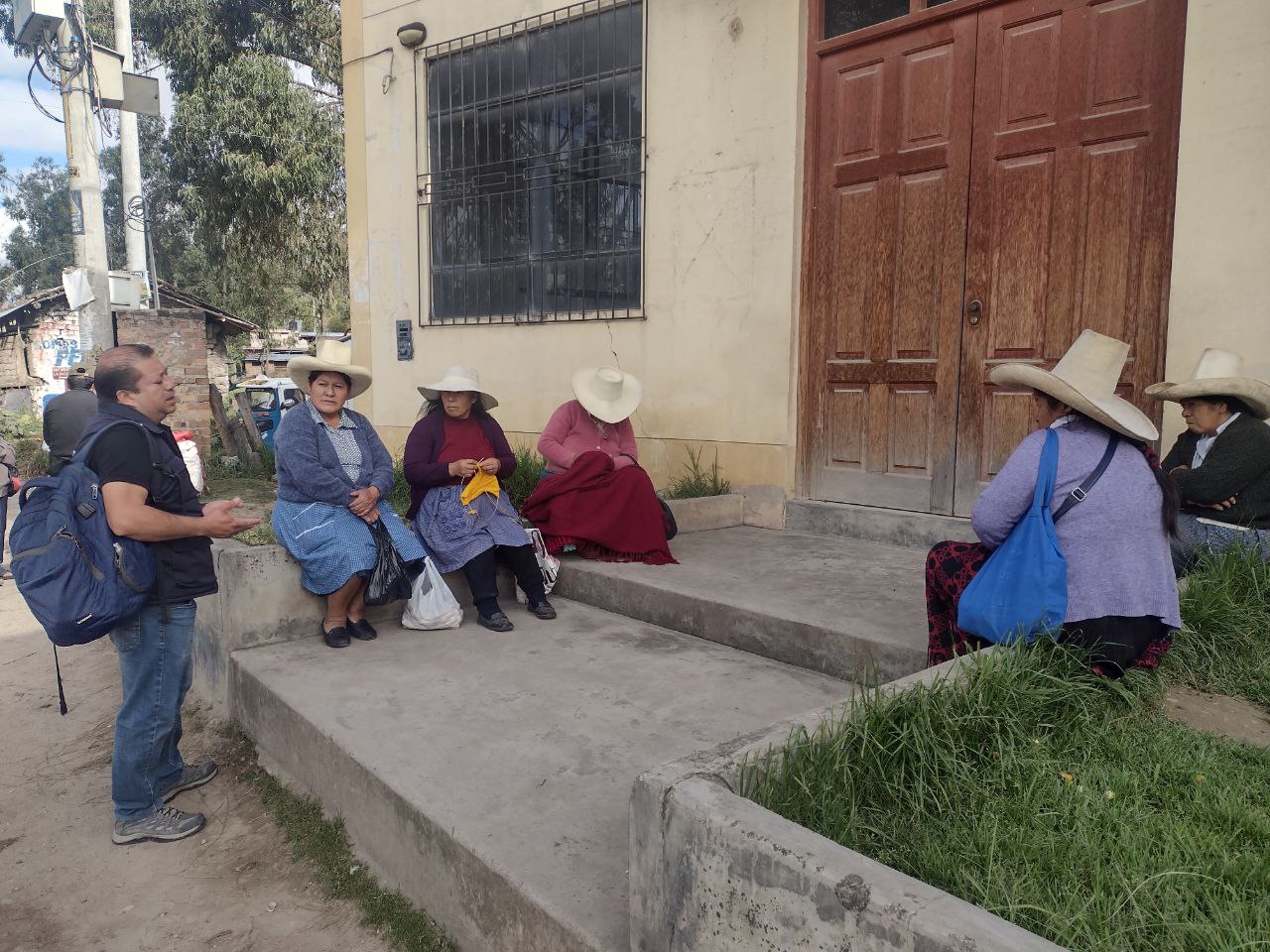 Colaboración con el programa social Juntos para alfabetizar en Cajamarca